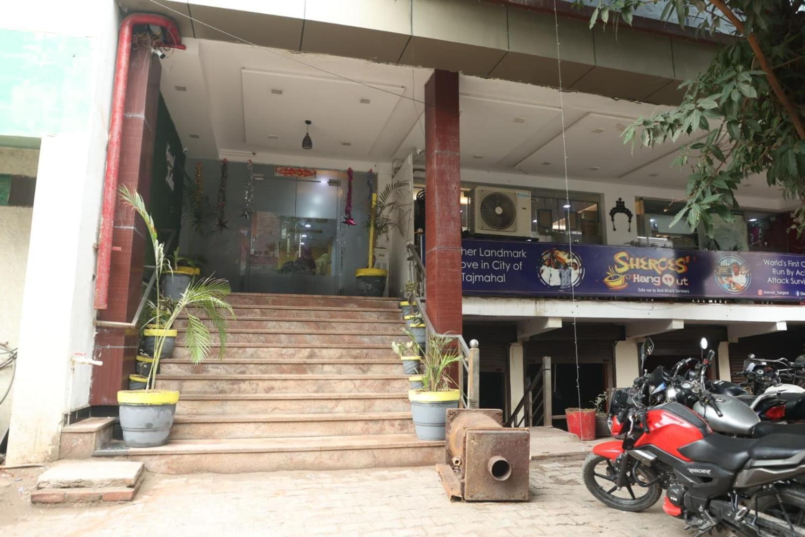 Hotel Grand Father Agra  Kültér fotó